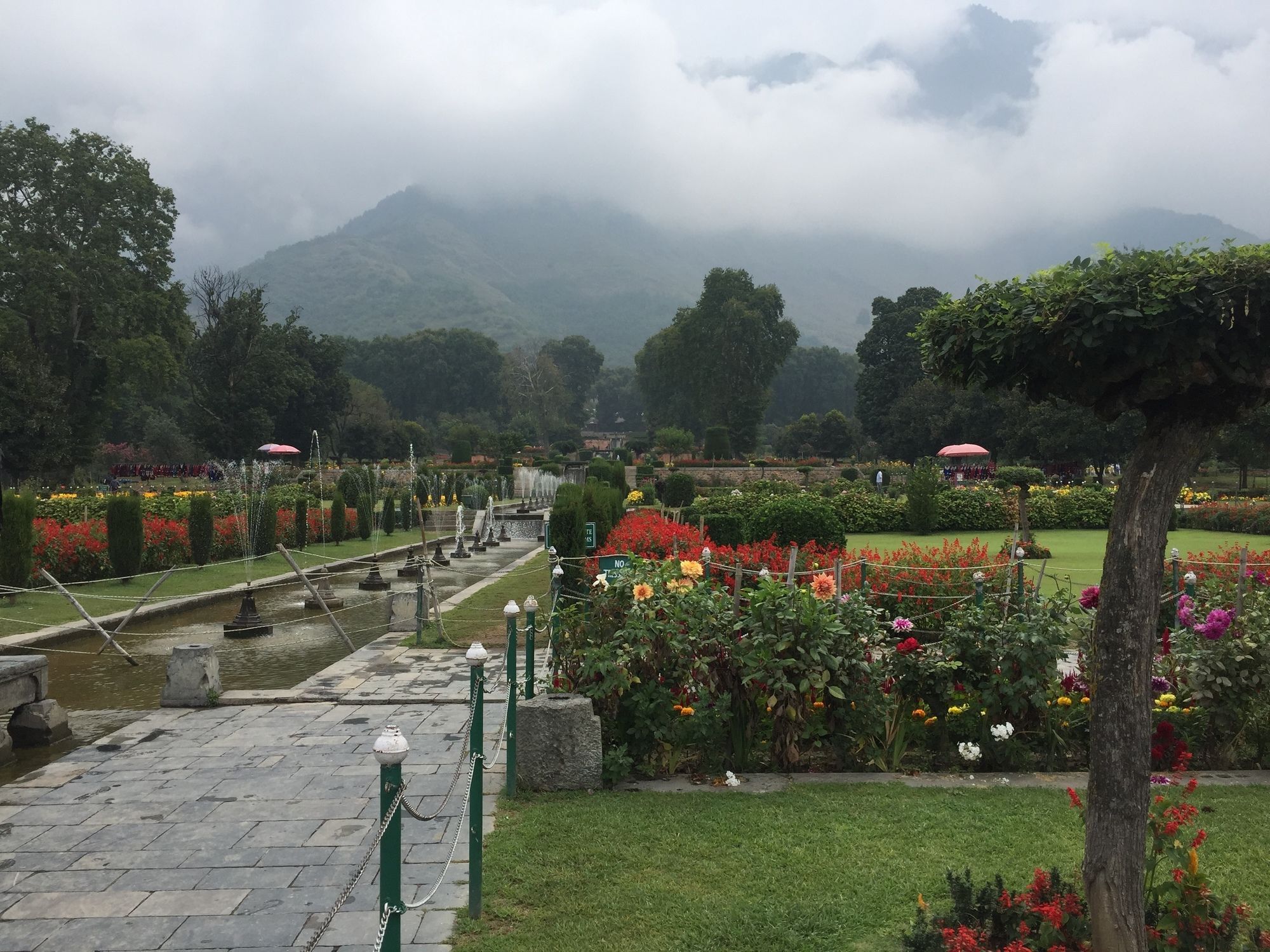 S Group Of Houseboat Hotel Srinagar  Exterior photo